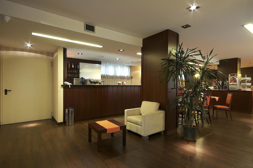 โรงแรม 2ซี เลนญาโน ภายนอก รูปภาพ